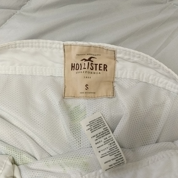 Hollister Board shorts - Picture 3 of 3